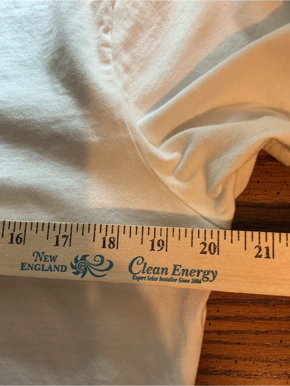 Levi's White Short-Sleeve Tee with Coastal Wave Logo